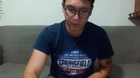 Snapshot of lobomx19 chatting on 04/21/26, 02:51 Lobo online show from 04/21/26, 02:51