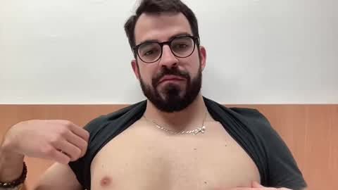 Snapshot of lofas12345 chatting on 01/28/25, 05:46 lofas12345 online show from 01/28/25, 05:46