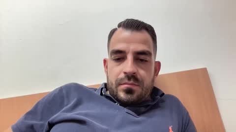 Snapshot of lofas12345 chatting on 09/10/25, 03:23 lofas12345 online show from 09/10/25, 03:23