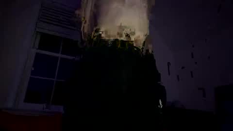 Snapshot of lofi_boi_ chatting on 11/17/25, 03:23 Lofi Boi online show from 11/17/25, 03:23