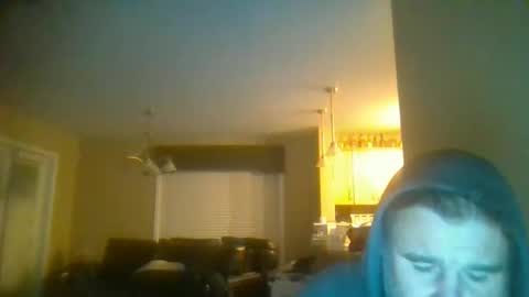 Snapshot of log2398 chatting on 10/18/25, 03:20 log online show from 10/18/25, 03:20