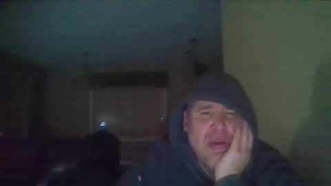 Snapshot of log2398 chatting on 12/14/25, 04:18 log online show from 12/14/25, 04:18