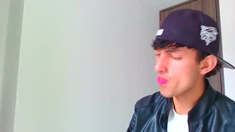 logaan_grey online show from 01/03/25, 04:16