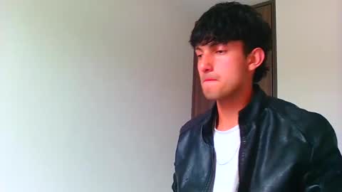 logaan_grey online show from 01/03/25, 09:36