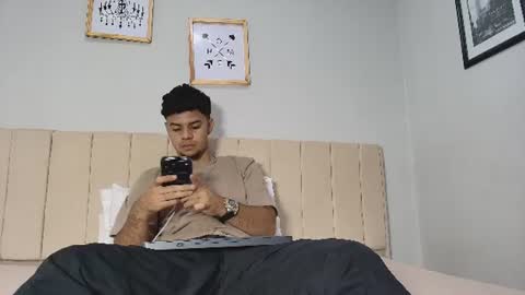 Snapshot of logan_9_ chatting on 07/09/26, 10:47 logan online show from 07/09/26, 10:47