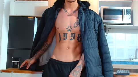 Logan online show from 11/03/25, 07:37