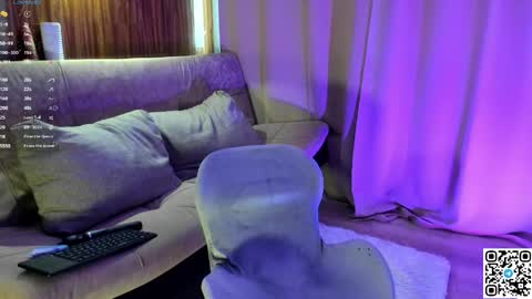 Logan online show from 04/06/26, 01:56