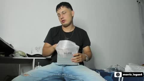 Logan morris online show from 02/22/25, 03:12