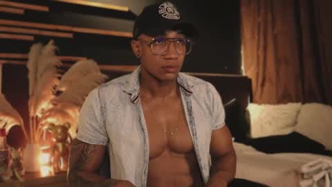 logan_varela online show from 01/24/25, 03:02