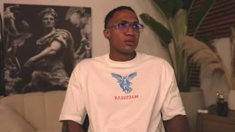 logan_varela online show from 02/16/25, 07:49