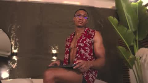 logan_varela online show from 02/21/25, 11:21