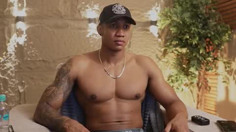 logan_varela online show from 11/15/25, 11:51