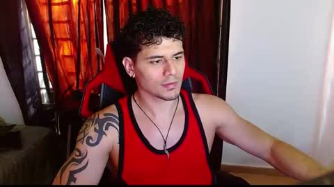 Snapshot of loganandrwz chatting on 02/05/26, 09:30 Loganandrwz online show from 02/05/26, 09:30