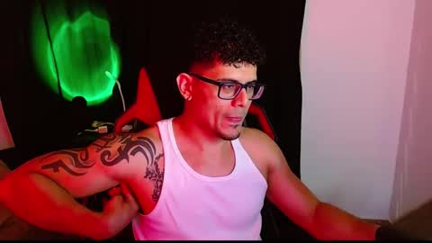 Snapshot of loganandrwz chatting on 02/11/26, 01:54 Loganandrwz online show from 02/11/26, 01:54