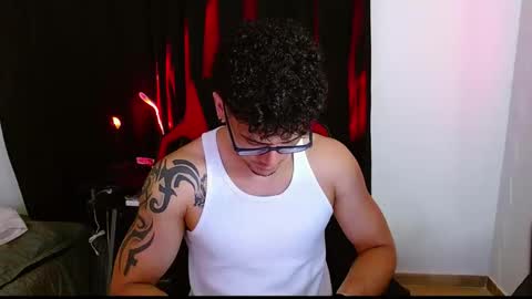 Snapshot of loganandrwz chatting on 02/12/26, 12:49 Loganandrwz online show from 02/12/26, 12:49