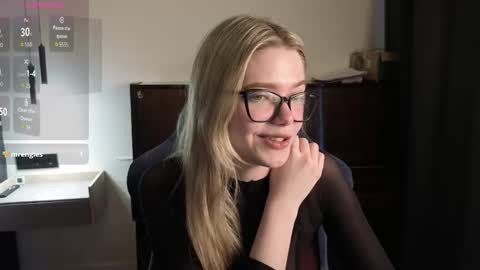Snapshot of logandrive chatting on 05/04/26, 03:19 Logan and Katana online show from 05/04/26, 03:19