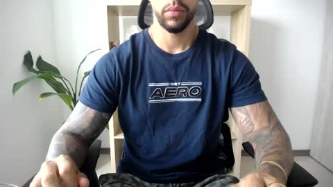 Logan Wolfp online show from 05/21/26, 01:40