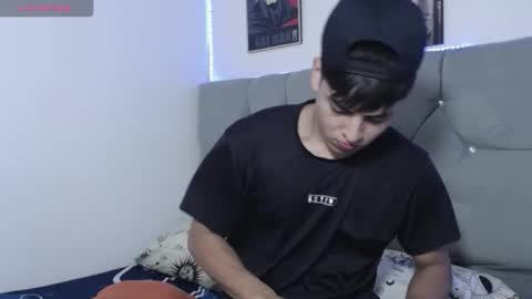 loganjhonson19 online show from 01/19/26, 02:48