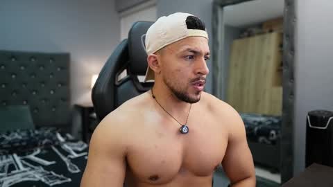 loganmartinx online show from 03/22/26, 01:09