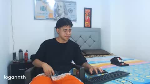 logannthh online show from 01/22/25, 03:20