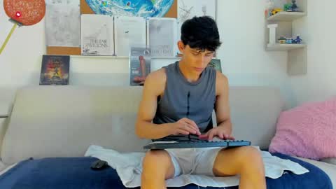 loganoficialx online show from 04/14/26, 07:31