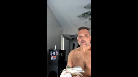 Snapshot of loganreaves69 chatting on 05/02/26, 06:57 Logan Reaves online show from 05/02/26, 06:57