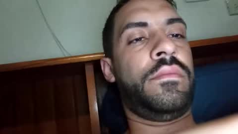 Logans online show from 10/03/25, 12:13