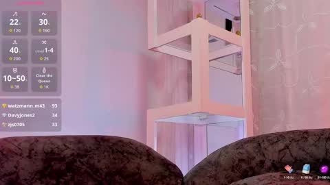 Snapshot of logantwink18 chatting on 09/15/25, 11:54 logantwink18 online show from 09/15/25, 11:54