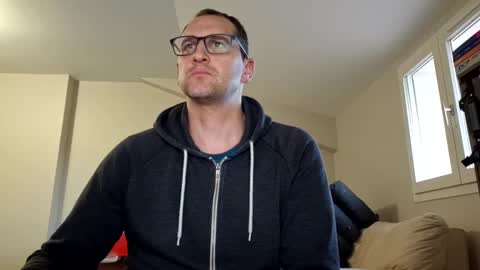 loic31 online show from 03/08/25, 05:11