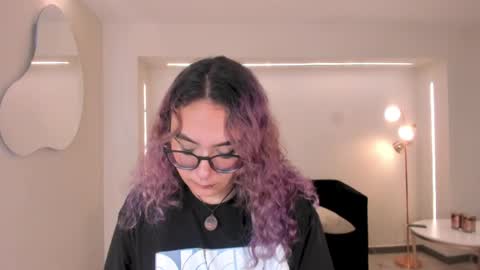 Snapshot of loiseharper chatting on 05/16/26, 07:45 Loise online show from 05/16/26, 07:45