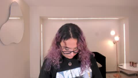 Snapshot of loiseharper chatting on 05/16/26, 08:07 Loise online show from 05/16/26, 08:07