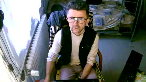 Snapshot of lokoum39 chatting on 11/17/25, 11:49 lokoum39 online show from 11/17/25, 11:49