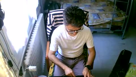 Snapshot of lokoum39 chatting on 11/19/25, 09:53 lokoum39 online show from 11/19/25, 09:53