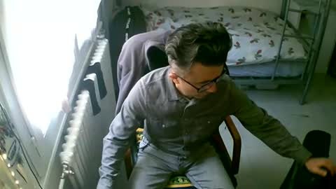 lokoum39 online show from 04/18/26, 10:41