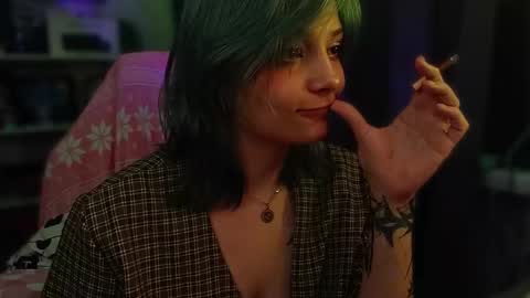 lola online show from 12/04/25, 08:12