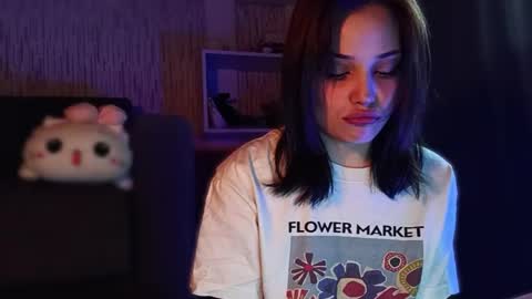 lola online show from 04/03/26, 09:07