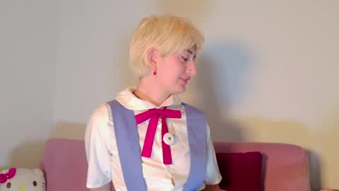 Lola . online show from 05/18/26, 03:07