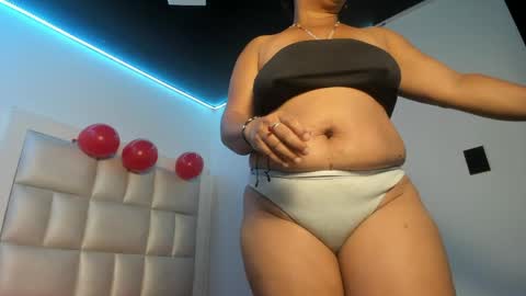 Snapshot of lola_js chatting on 05/31/26, 01:07 lola_js online show from 05/31/26, 01:07