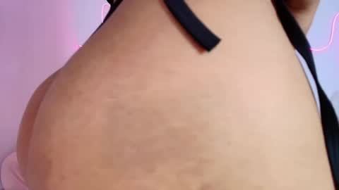 lola_lustrum online show from 04/15/26, 06:15