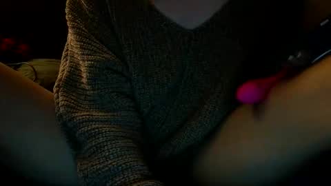Snapshot of lola_luxxxe chatting on 06/09/26, 03:40 Lola luxxe online show from 06/09/26, 03:40