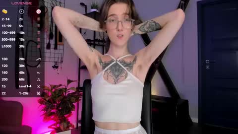 Snapshot of lola_missy chatting on 03/04/25, 05:53 Lola online show from 03/04/25, 05:53