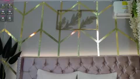 Snapshot of lola_saenz__ chatting on 03/01/26, 11:45 lola_saenz__ online show from 03/01/26, 11:45