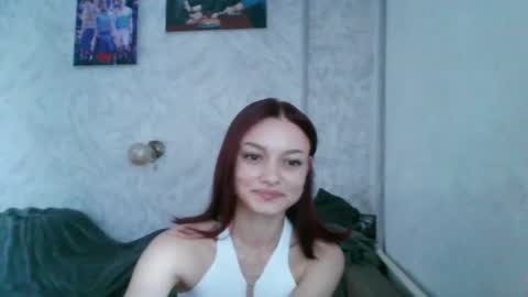 lola_sweetglow online show from 06/24/26, 08:02