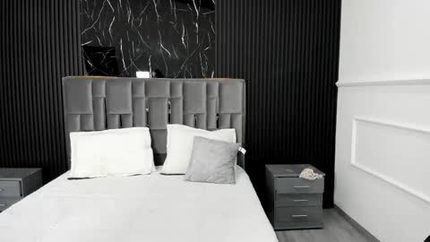 Lola Angel online show from 11/29/25, 08:23