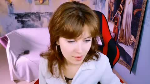 Snapshot of lolaasmus chatting on 06/06/26, 05:56 I consider myself the god Loki but life just calls me LOL online show from 06/06/26, 05:56