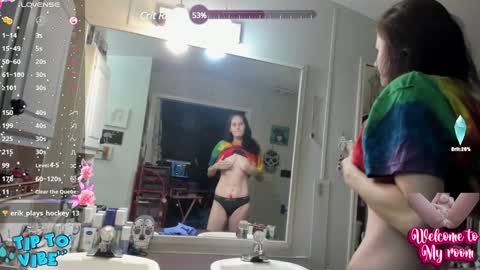 Lola online show from 12/02/24, 03:47