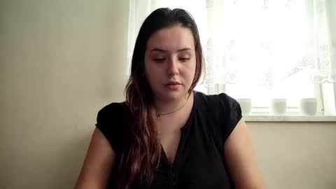 Lola online show from 04/02/26, 08:23