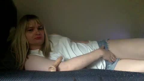 Snapshot of lolaherehi chatting on 05/30/26, 10:07 LolaJackson online show from 05/30/26, 10:07