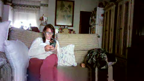 LOLA HUESO y ERIC online show from 02/18/25, 04:48