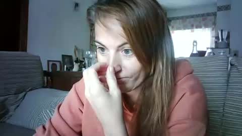 LOLA HUESO y ERIC online show from 11/10/25, 09:19